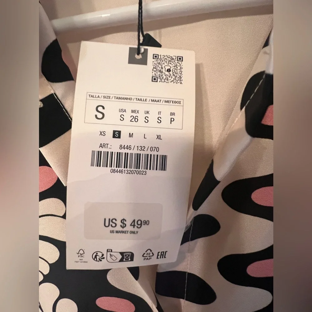 NWT Zara size small cream, black and pink button down - Picture 7 of 7